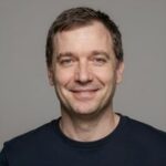 Уверенный в себе Игорь К. после прохождения курса лечения алкоголизма в клинике Вивод Балашиха